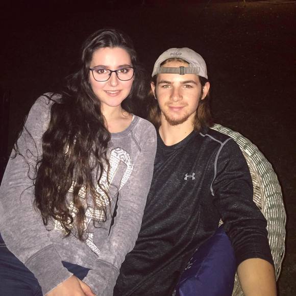 Meet your Posher, Tatum - Picture 1 of 1